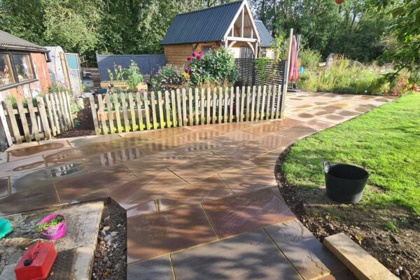 EXTENSIONS | NEW BUILDS | RENOVATIONS & REFURBISHMENTS | LANDSCAPING | BATHROOM & KITCHEN FITTING | DRIVEWAYS | GARAGE CONVERSIONS | BRICKLAYING | CARPENTRY