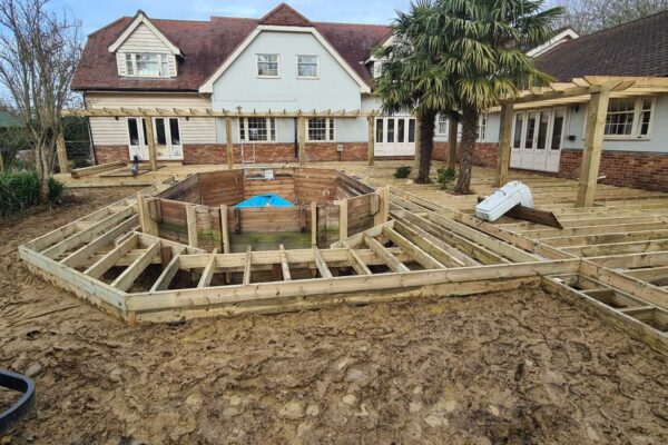 EXTENSIONS | NEW BUILDS | RENOVATIONS & REFURBISHMENTS | LANDSCAPING | BATHROOM & KITCHEN FITTING | DRIVEWAYS | GARAGE CONVERSIONS | BRICKLAYING | CARPENTRY